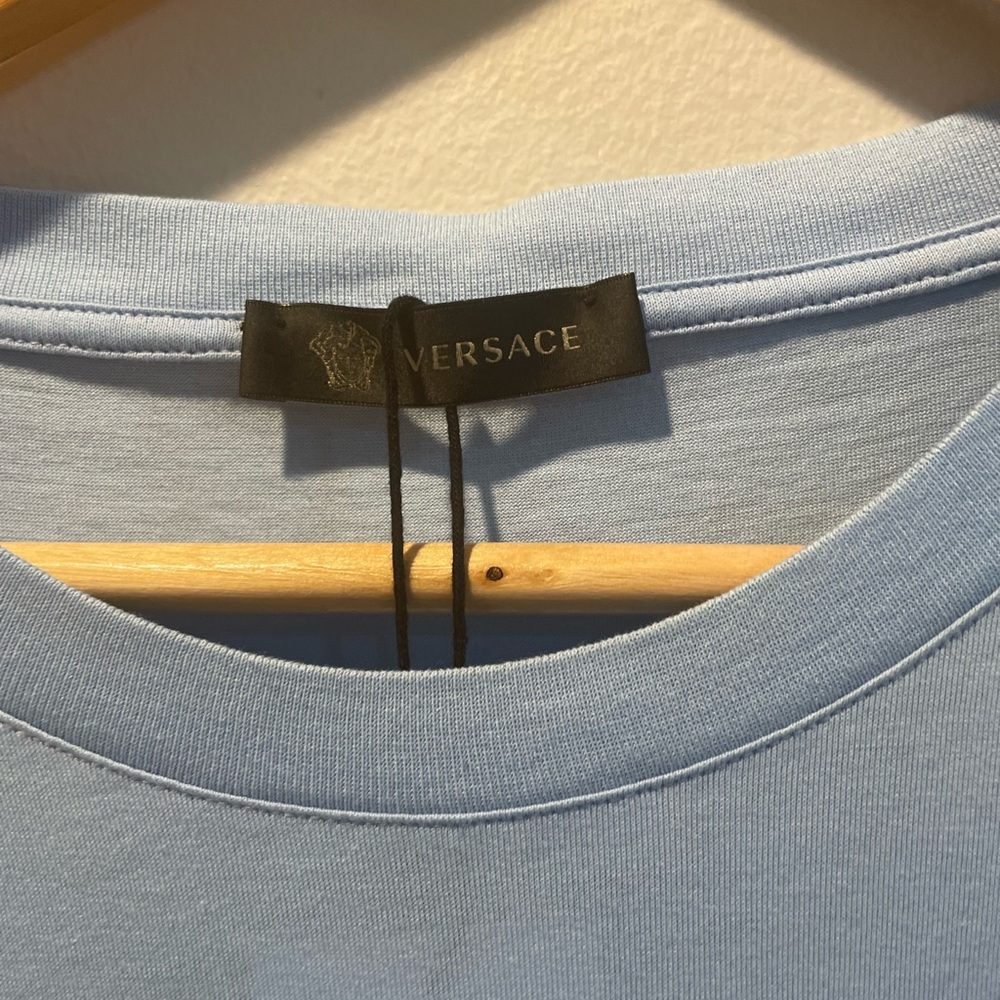VERSACE T-Shirt - Picture 7 of 9